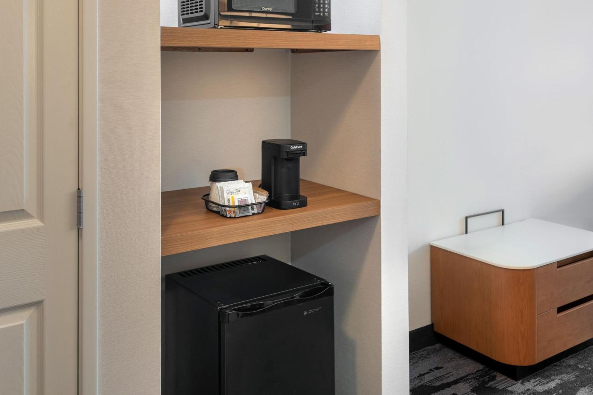 Fairfield By Marriott Inn & Suites Rome Ny Bagian luar foto