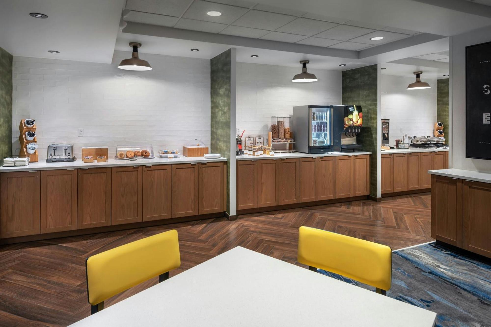 Fairfield By Marriott Inn & Suites Rome Ny Bagian luar foto